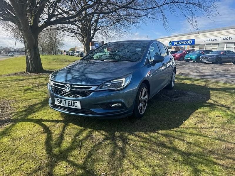 Used Vauxhall Astra SRi 150 HP (110 kW) 2017 Blue Hatchback