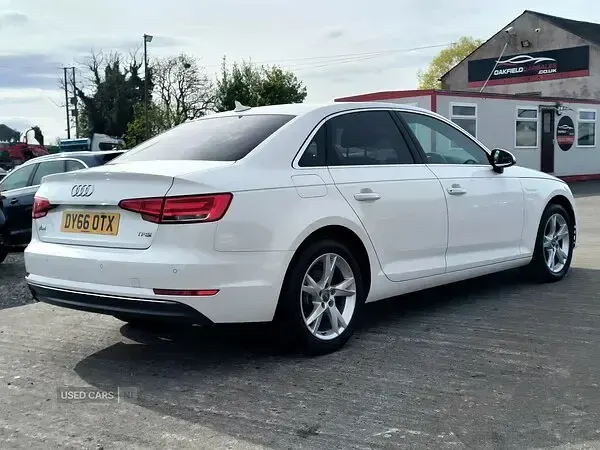 Used Audi A4 Sport 150 HP (110 kW) 2016 White Sedan