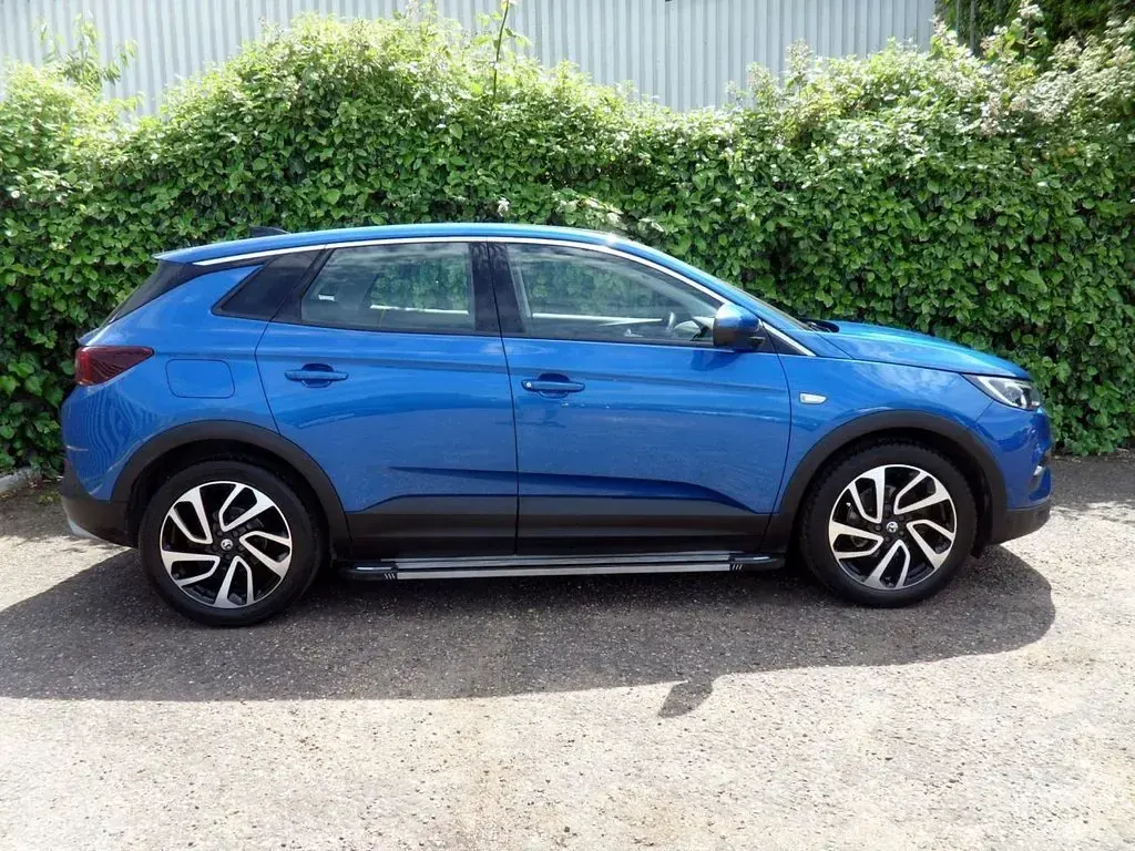 Used Vauxhall Grandland X Elite 130 HP (95 kW) 2019 Blue SUV
