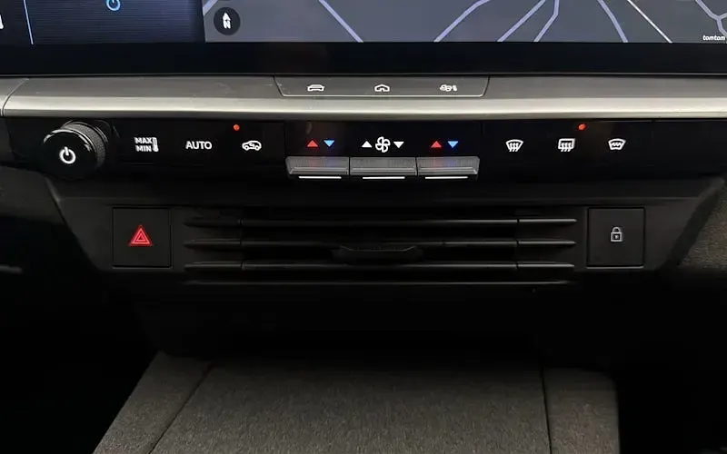 Used Vauxhall Grandland Ultimate 239 kW (325 HP) 2025 Blue SUV