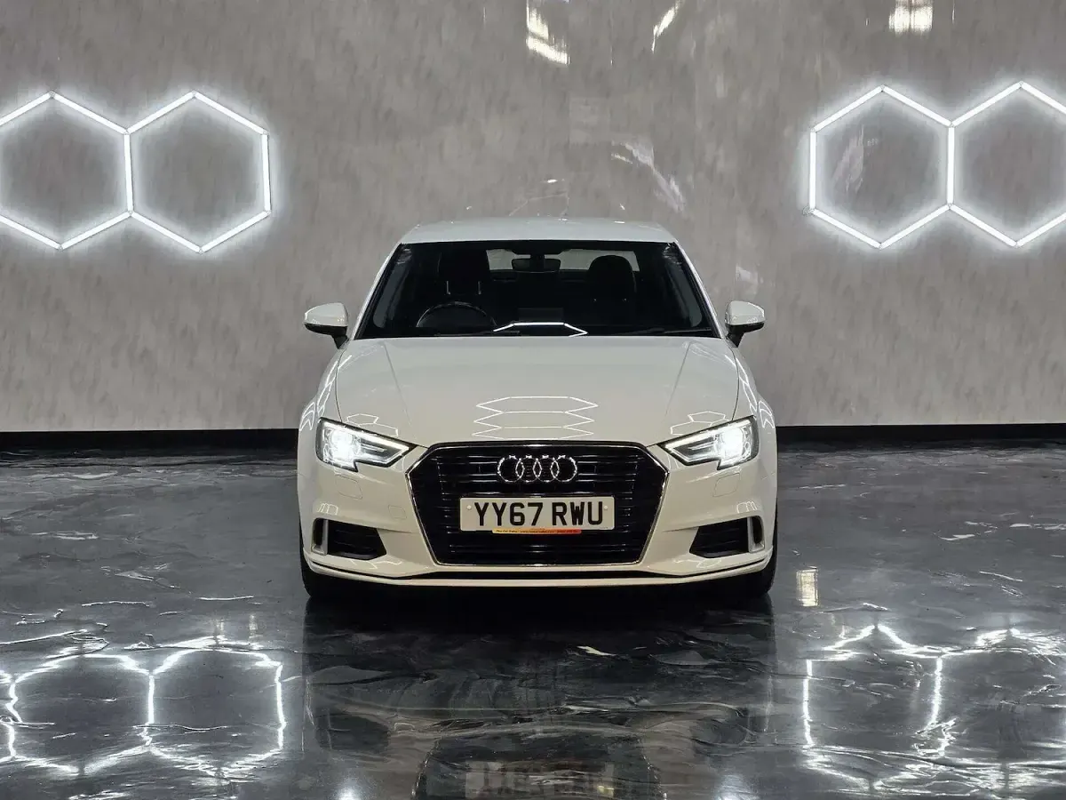 Used Audi A3 Sport 116 HP (85 kW) 2017 White Sedan
