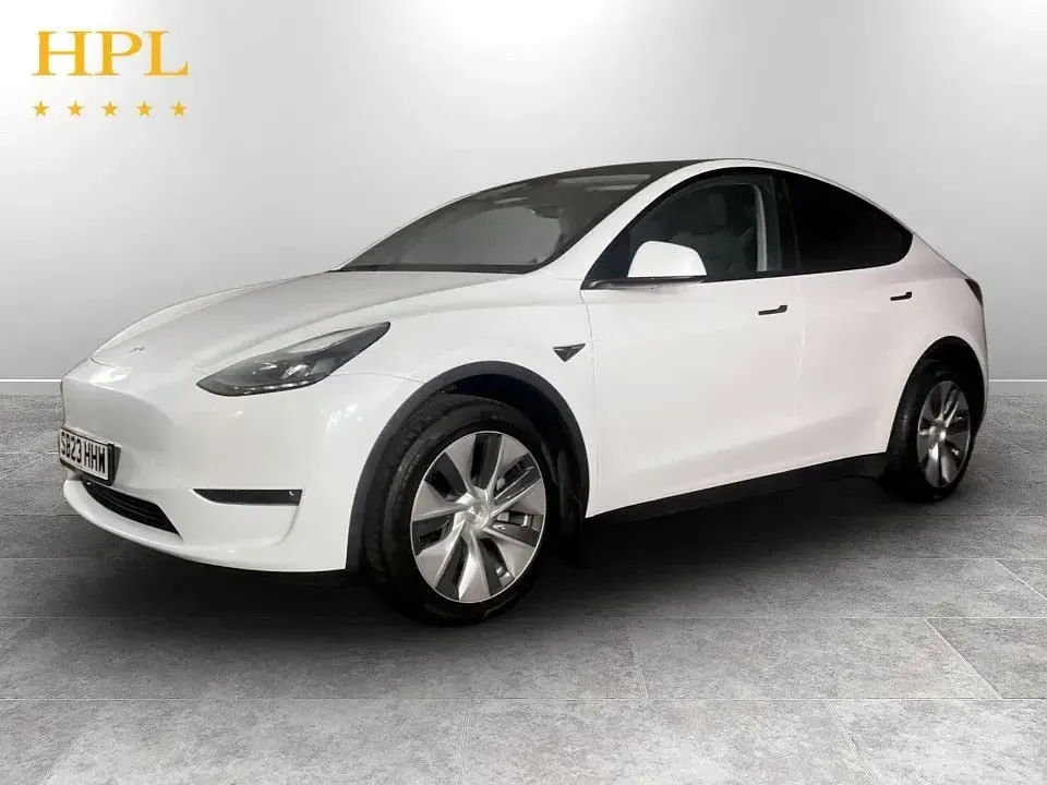 Used Tesla Model Y Long Range AWD 378 kW (514 HP) 2023 White SUV