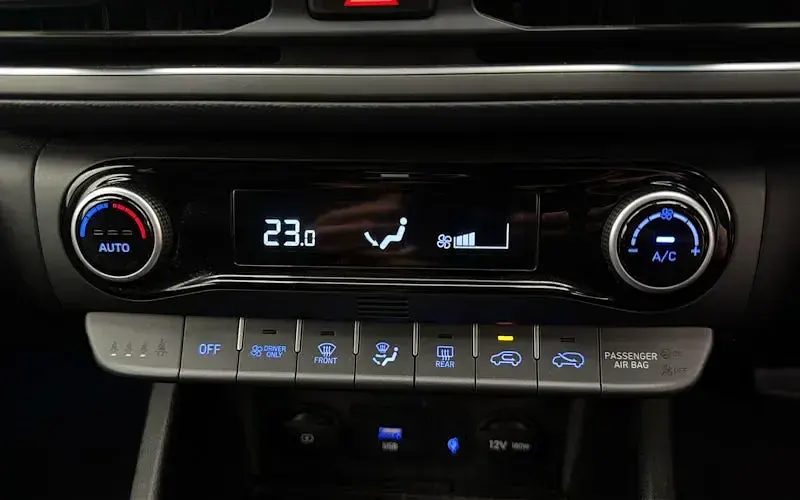 Used Hyundai Kona Premium 195 HP (143 kW) 2021 Grey SUV