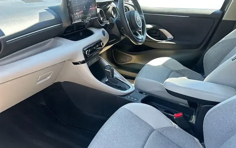 Used Toyota Yaris 116 HP (85 kW) 2023 Grey Hatchback