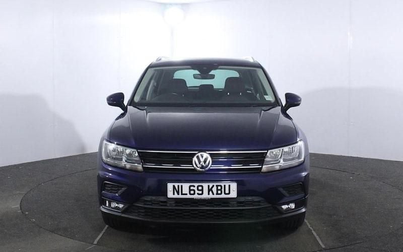 Second-hand VW Tiguan Match 150 CP (110 kW) 2019 Albastru SUV