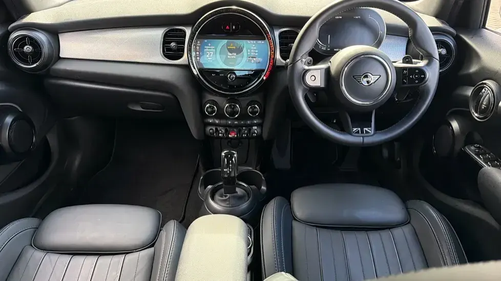 Used Mini Cooper S Exclusive 176 HP (129 kW) 2024 White Hatchback