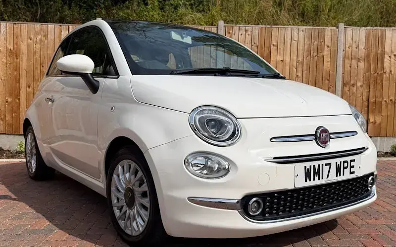 Used Fiat 500 Lounge 69 HP (50 kW) 2019 Hatchback