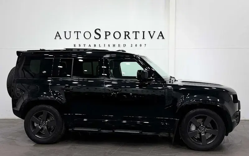 Used Land Rover Defender HSE Dynamic 404 HP (297 kW) 2023 Black SUV
