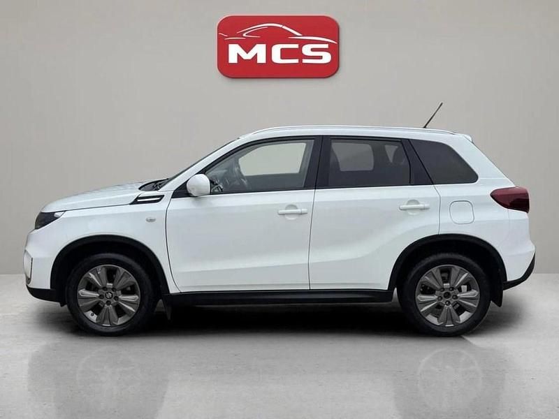 Used Suzuki Vitara SZ-T 129 HP (94 kW) 2022 White SUV