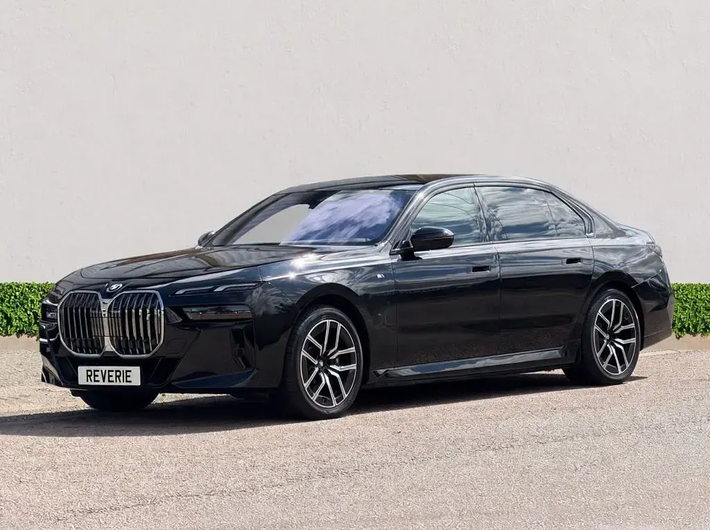 Used BMW i7 M Sport 334 kW (455 HP) 2025 Black Sedan