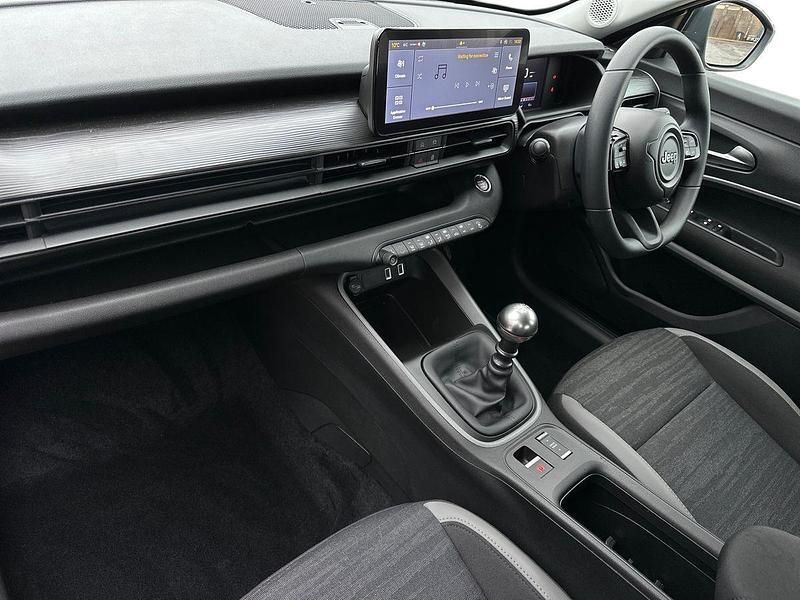 New Jeep Avenger Longitude 100 HP (73 kW) 2025 Beige SUV