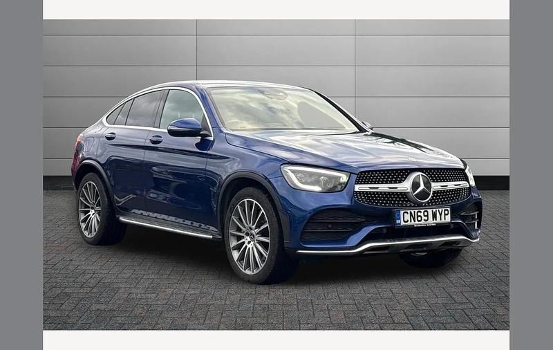 Used Mercedes GLC300 AMG Line Premium 245 HP (180 kW) 2019 Blue Coupe