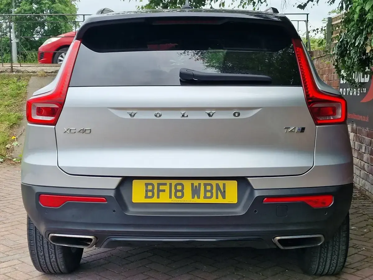 Used Volvo XC40 R-Design 2018 Silver SUV