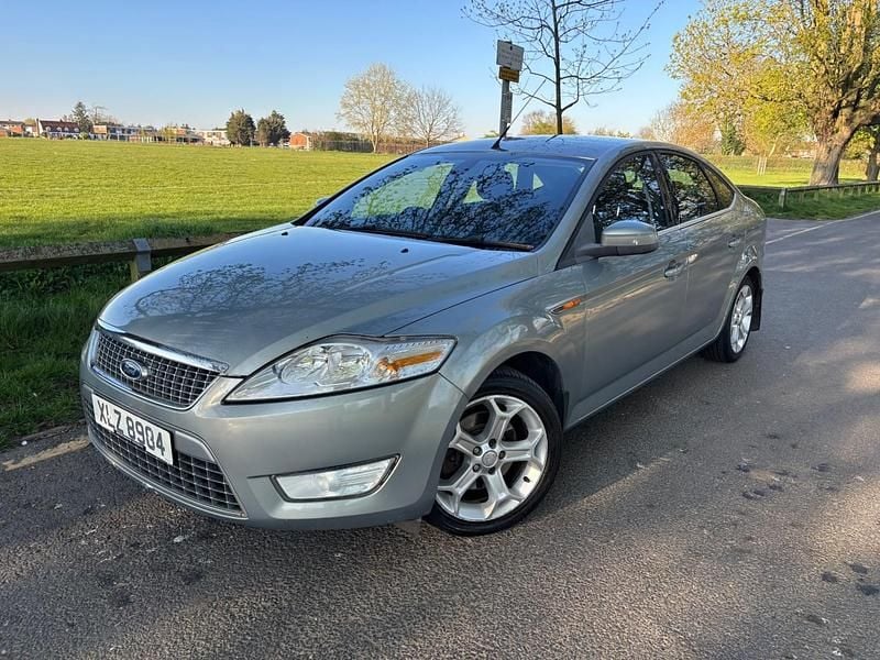 Used Ford Mondeo Titanium 140 HP (102 kW) 2009 Grey Hatchback
