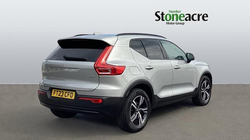 Used Volvo XC40 Plus 163 HP (119 kW) 2023 Silver SUV