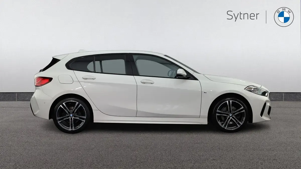 Used BMW 118 M Sport 134 HP (98 kW) 2024 White Hatchback