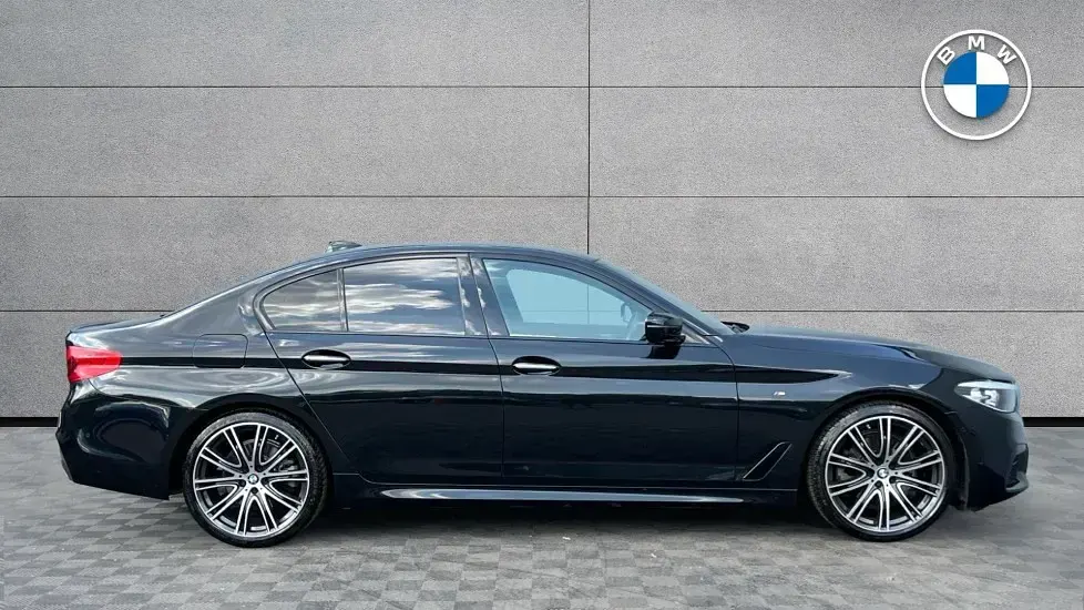 Used BMW 520 M Sport 181 HP (133 kW) 2018 Black Sedan
