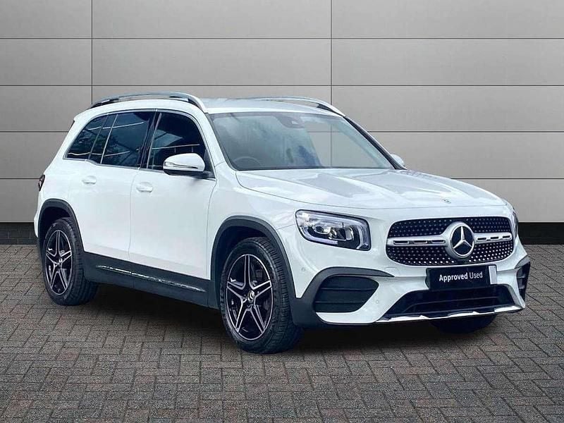 Digital white Used 2022 Mercedes GLB200 Executive SUV | £27,650 (Fair price) - Image 1/4