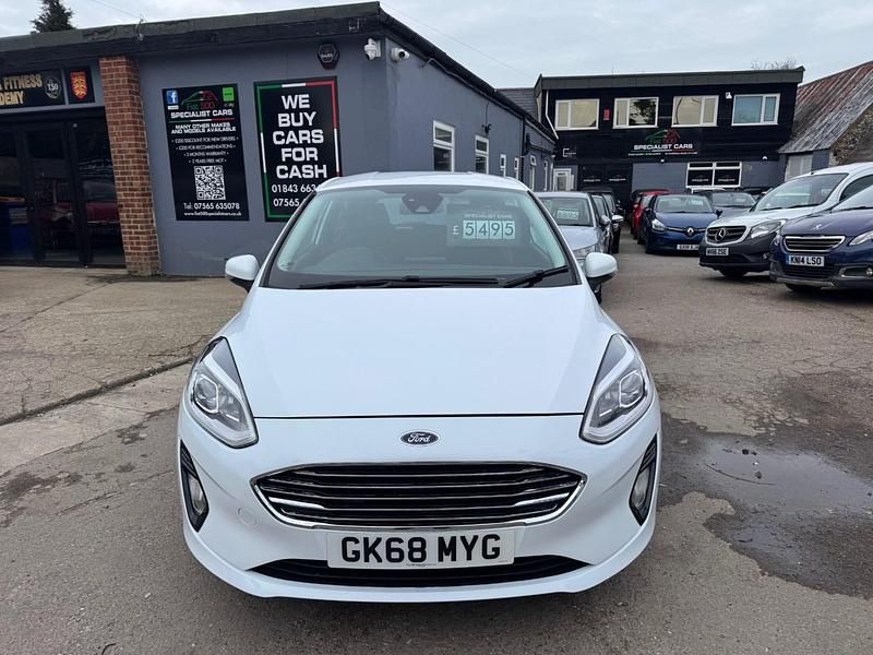 Used Ford Fiesta Zetec 2018 White Hatchback