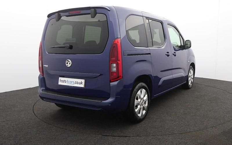Used Vauxhall Combo 102 HP (75 kW) 2021 Blue MPV