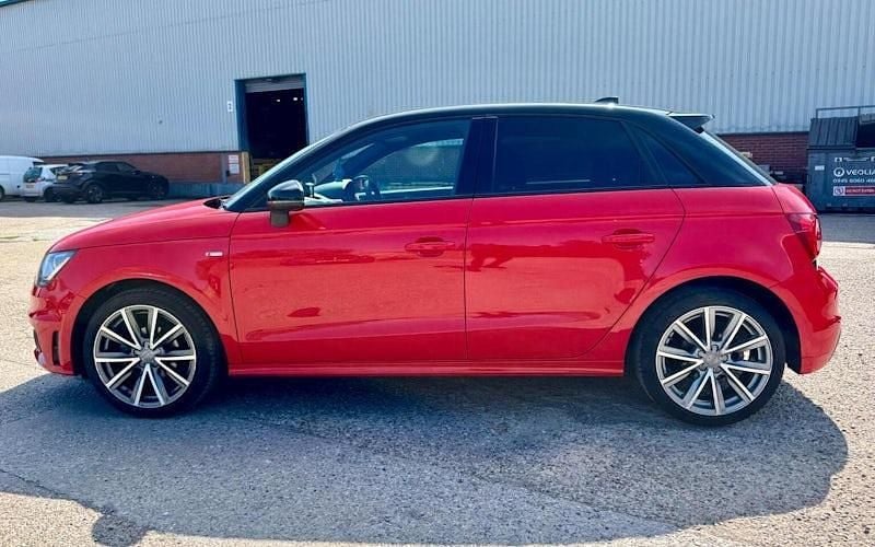 Used Audi A1 Sportback S-Line 86 HP (63 kW) 2014 Red Hatchback