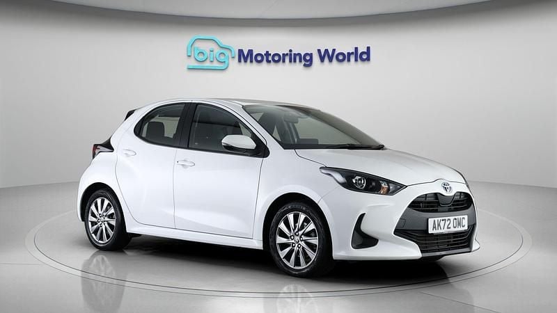 Used Toyota Yaris Hybrid 114 HP (83 kW) 2022