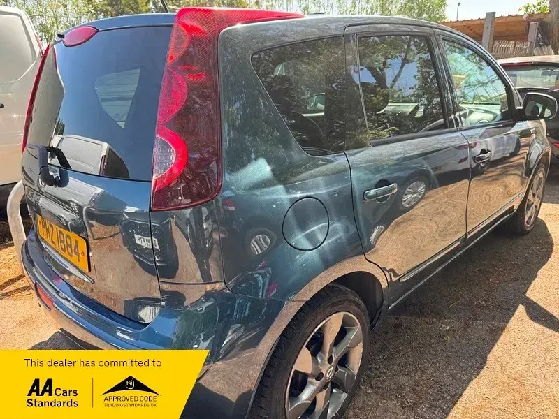Used Nissan Note N-TEC 110 HP (80 kW) 2012 Blue Hatchback