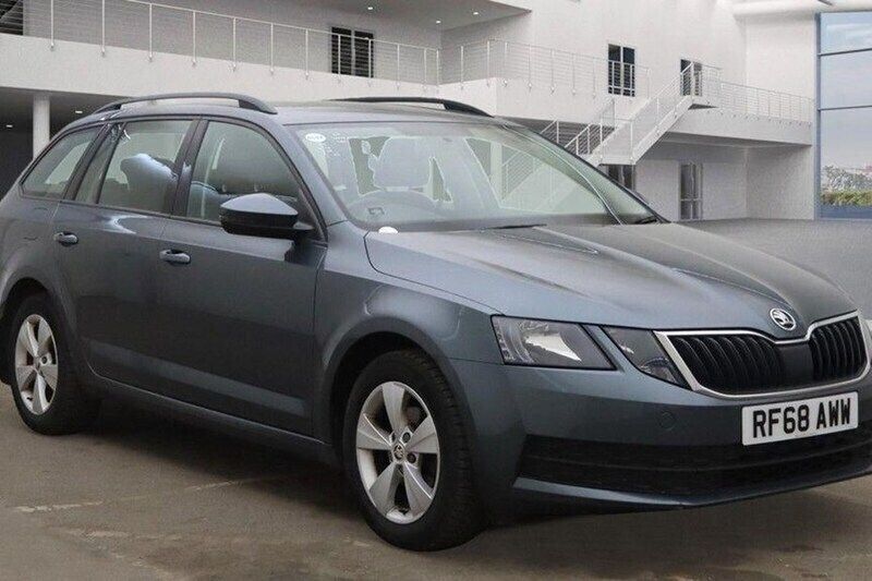 Used 2025 Skoda Octavia Estate | £7,219 - Image 1/1