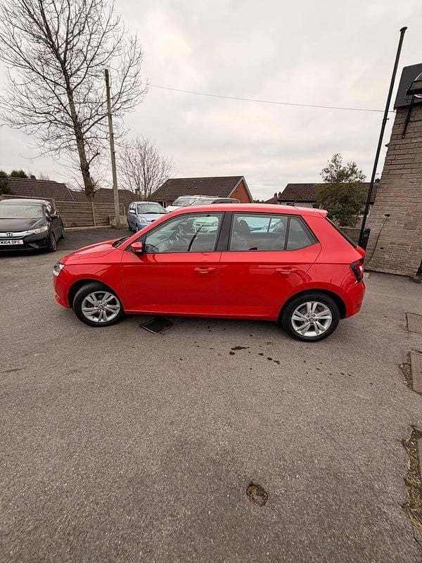 Used Skoda Fabia SE 75 HP (55 kW) 2019 Red Hatchback
