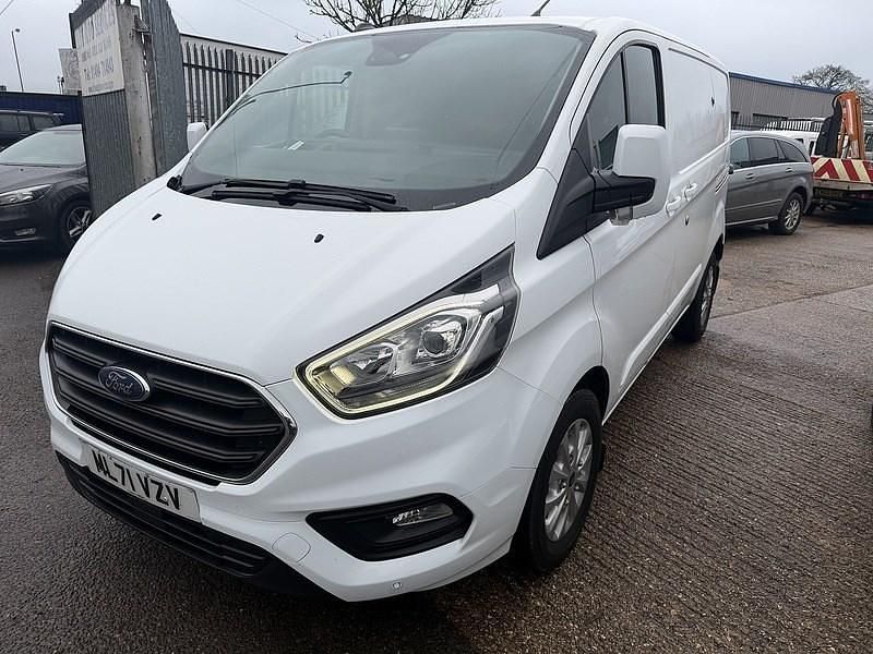 Used Ford Transit Custom Limited 130 HP (95 kW) 2021 White Van