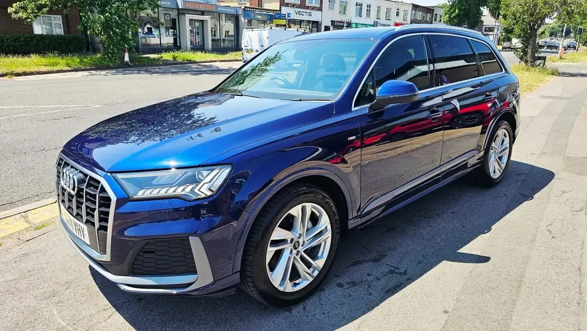 Used Audi Q7 S-Line 231 HP (169 kW) 2022 Blue SUV