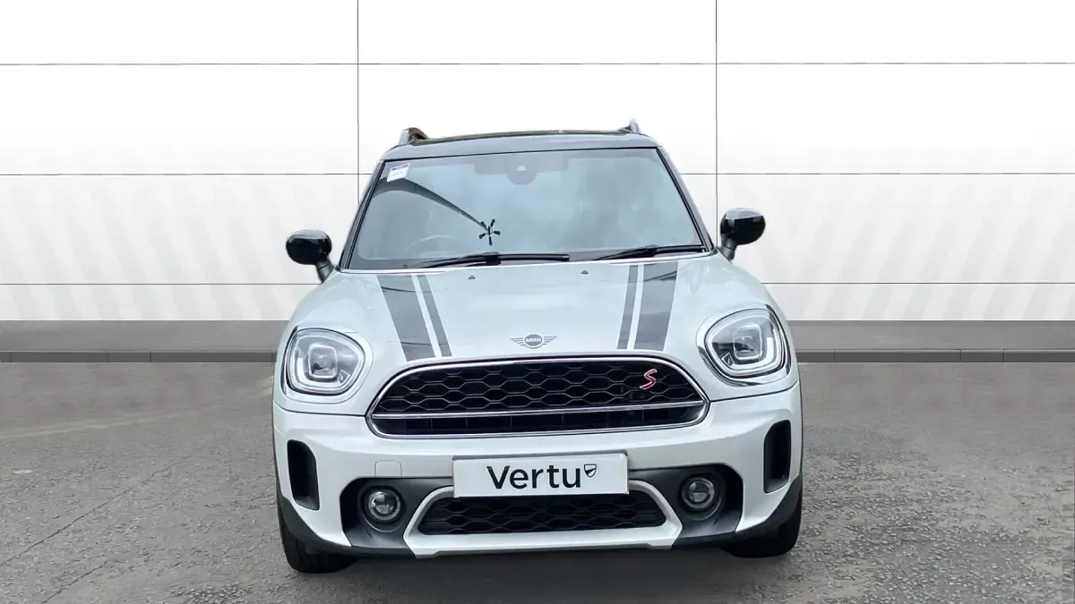 Used Mini Countryman Exclusive 178 HP (130 kW) 2021 Silver SUV