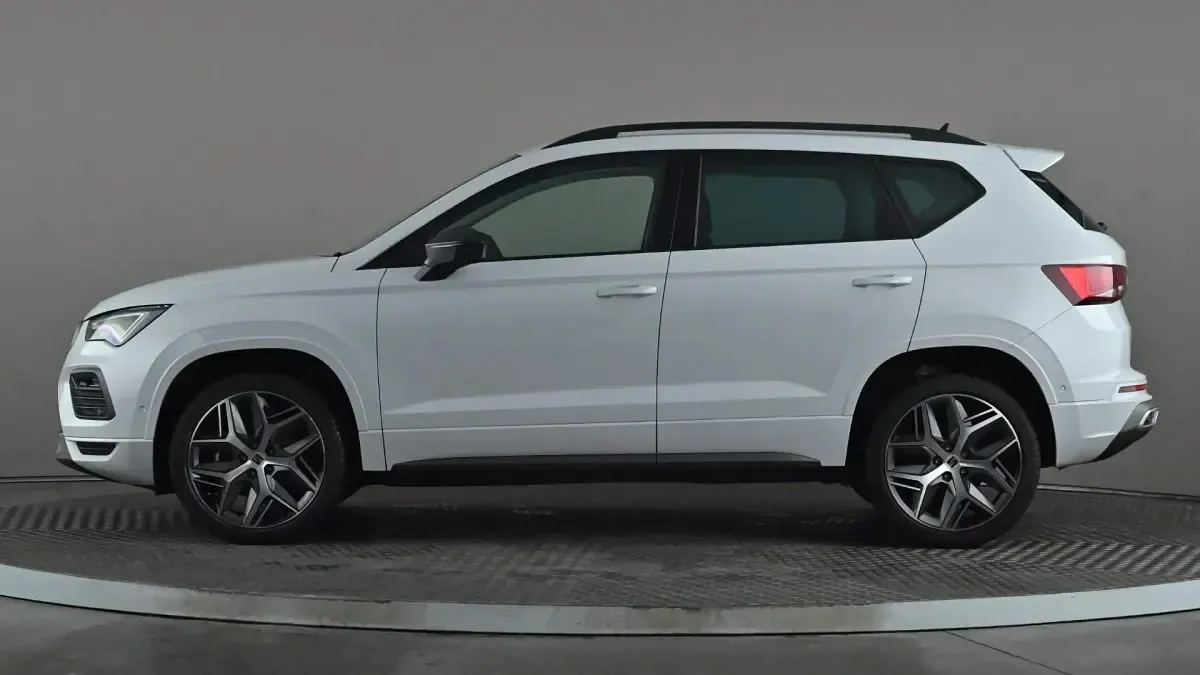 Used Seat Ateca FR Sport 150 HP (110 kW) 2025 White SUV