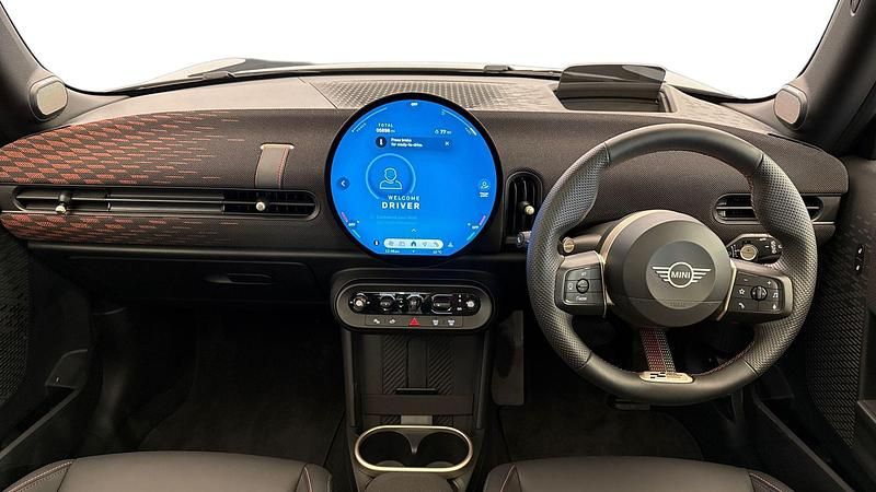 Used Mini Cooper Hatch 154 HP (113 kW) 2024 Black Hatchback