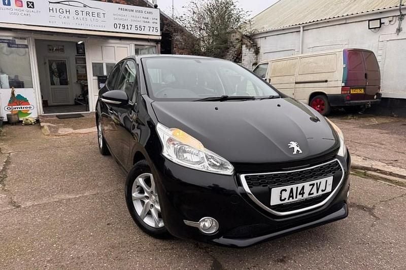 Used Peugeot 208 Active 82 HP (60 kW) 2014 Black Hatchback
