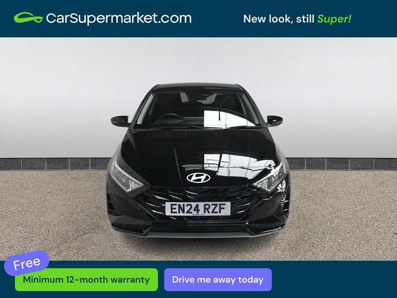 Used Hyundai i20 Premium 90 HP (66 kW) 2024 Black Hatchback