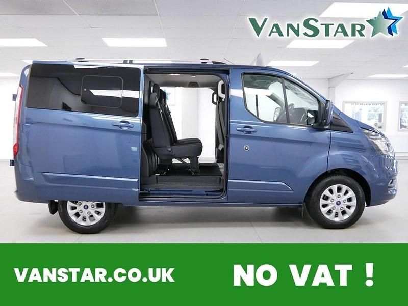 Blue Used 2022 Ford Transit Custom Limited Estate | £30,989 (Fair price) - Image 1/4