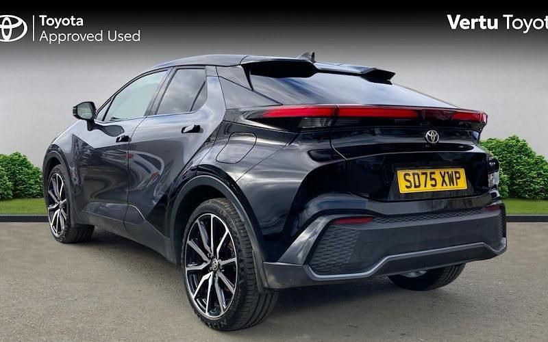 Used Toyota C-HR Sport 197 HP (144 kW) 2026 SUV