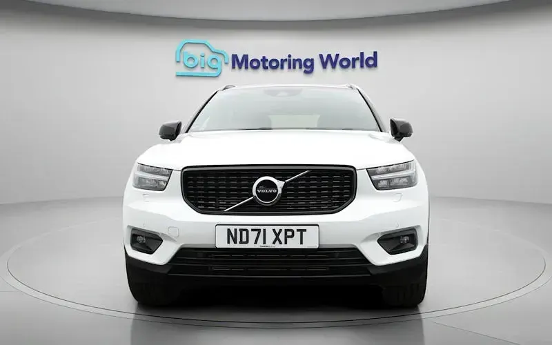 Used Volvo XC40 Ultimate 262 HP (192 kW) 2021 White SUV