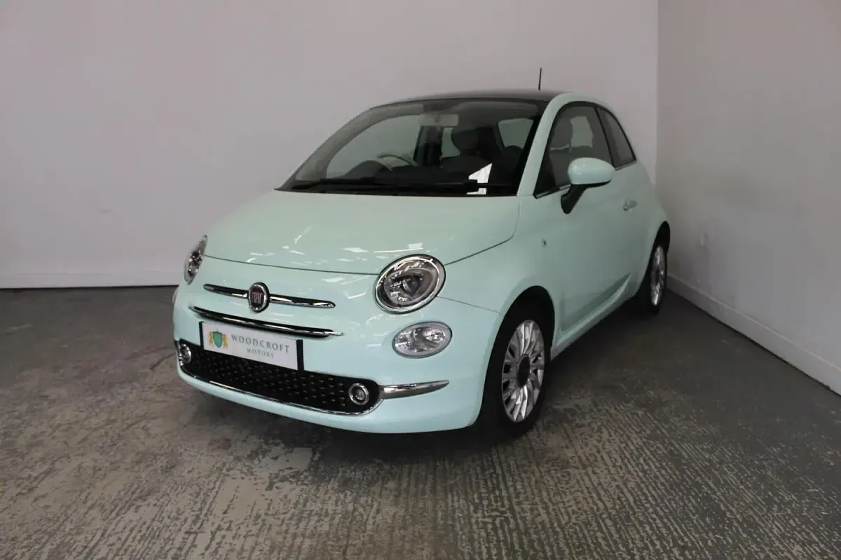 Used Fiat 500 Lounge 69 HP (50 kW) 2017 Green Hatchback