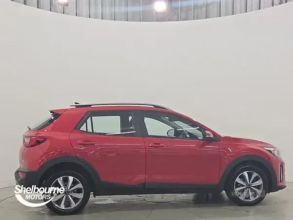 Used Kia Stonic 98 HP (72 kW) 2025 Red SUV