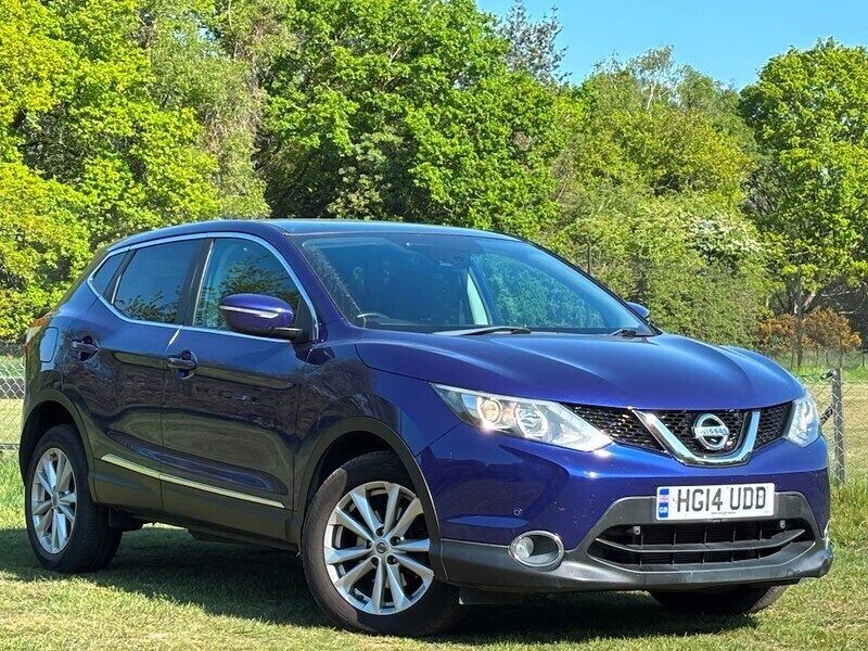 Blue Used 2014 Nissan Qashqai Acenta Premium SUV | £6,495 (Fair price) - Image 1/3