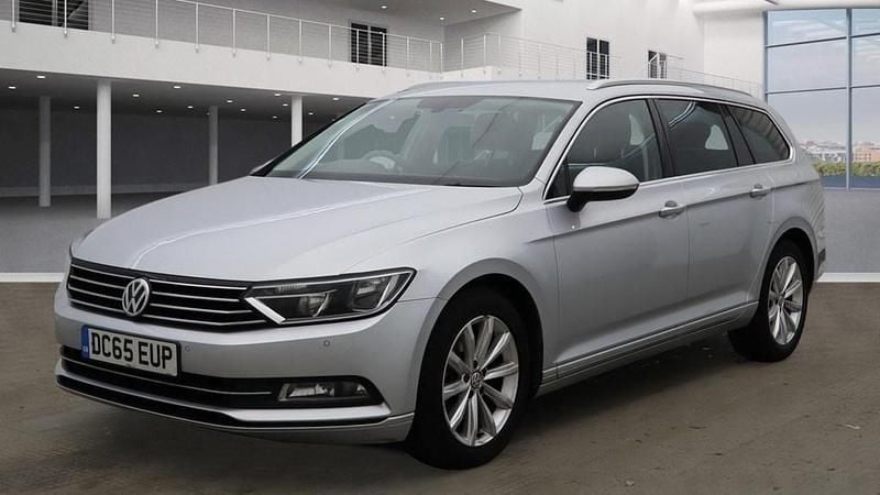 Used VW Passat Business 150 HP (110 kW) 2015 Silver Estate