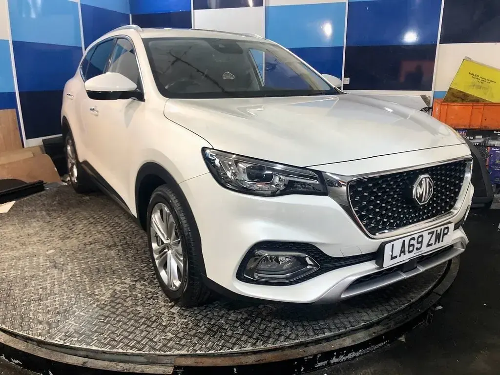 Used MG HS Exclusive 162 HP (119 kW) 2020 White SUV