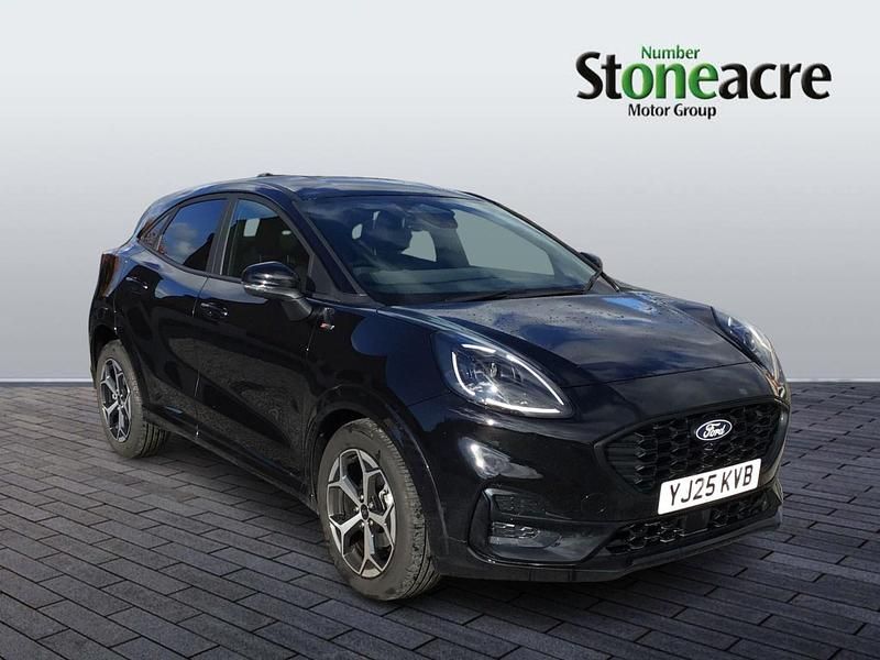 Black Used 2025 Ford Puma Gen-E ST-Line Hatchback | £19,355 (A bit pricey) - Image 1/4