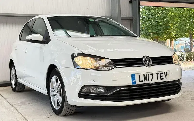 Used VW Polo Edition 90 HP (66 kW) 2017 White Hatchback