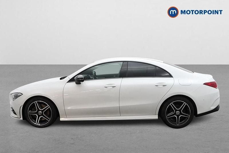 Gebraucht Mercedes CLA220 Executive 190 PS (139 kW) 2022 Weiß Limousine