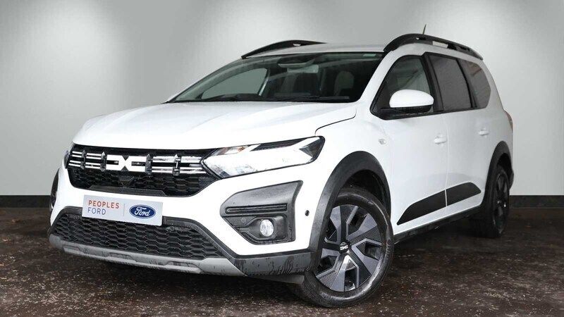 White Used 2024 Dacia Jogger Expression MPV | £17,500 (Fair price) - Image 1/4