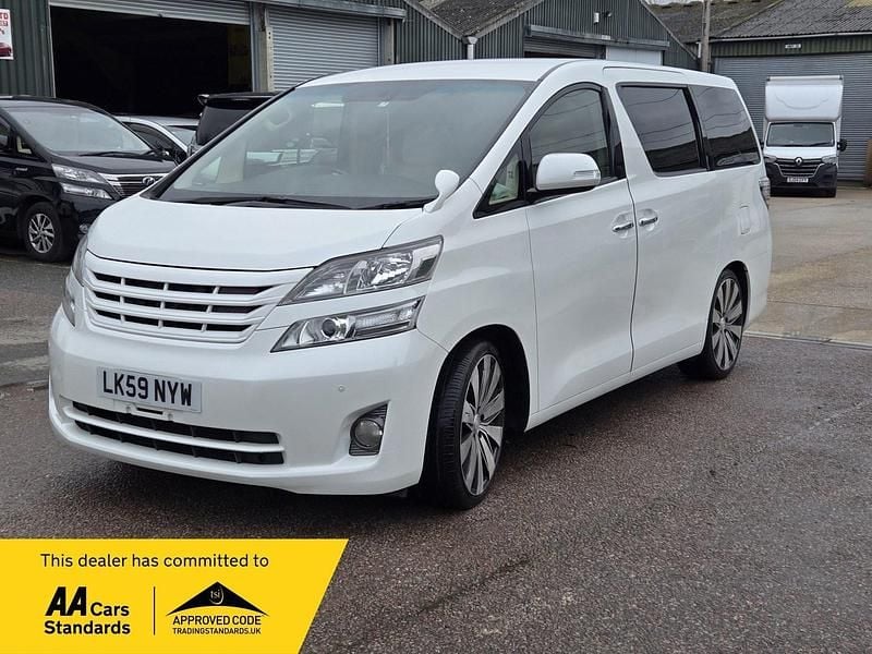 Used Toyota Alphard 2009 White MPV