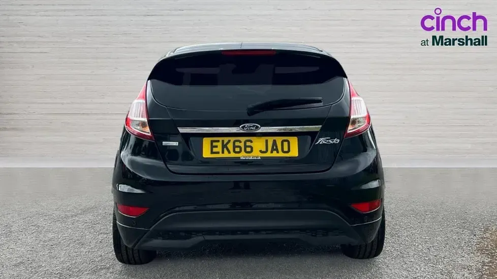 Used Ford Fiesta Titanium X 100 HP (73 kW) 2016 Black Hatchback